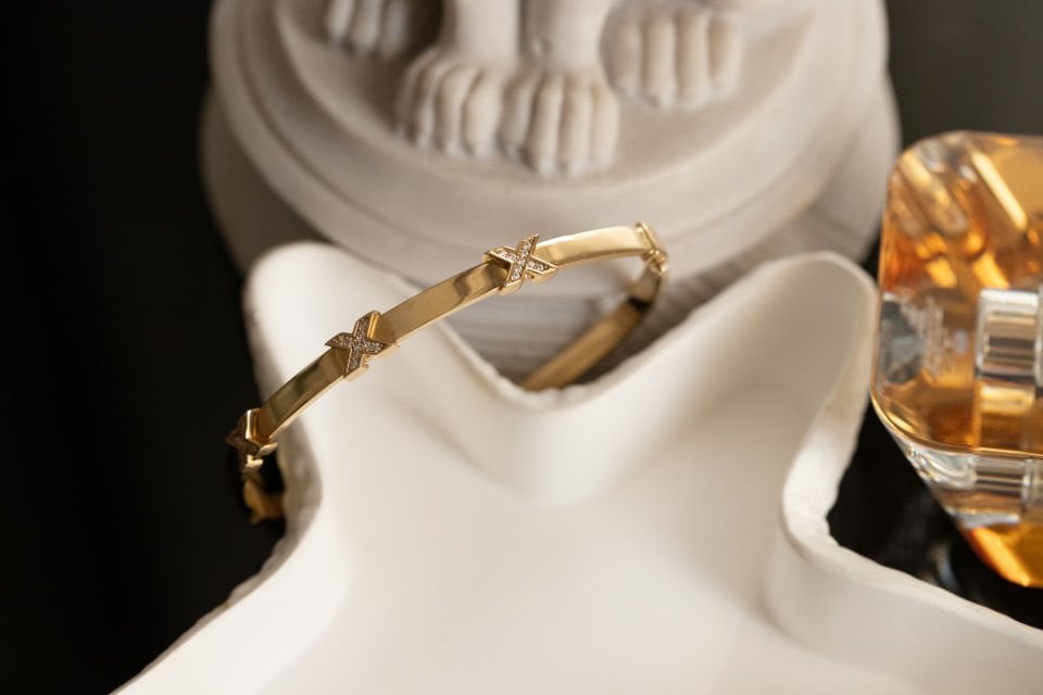 X DETAY ALTIN BİLEZİK KELEPÇE