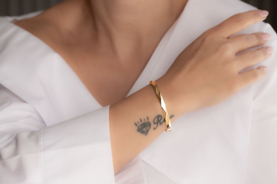 GEOMETRİK ALTIN KELEPÇE BİLEZİK