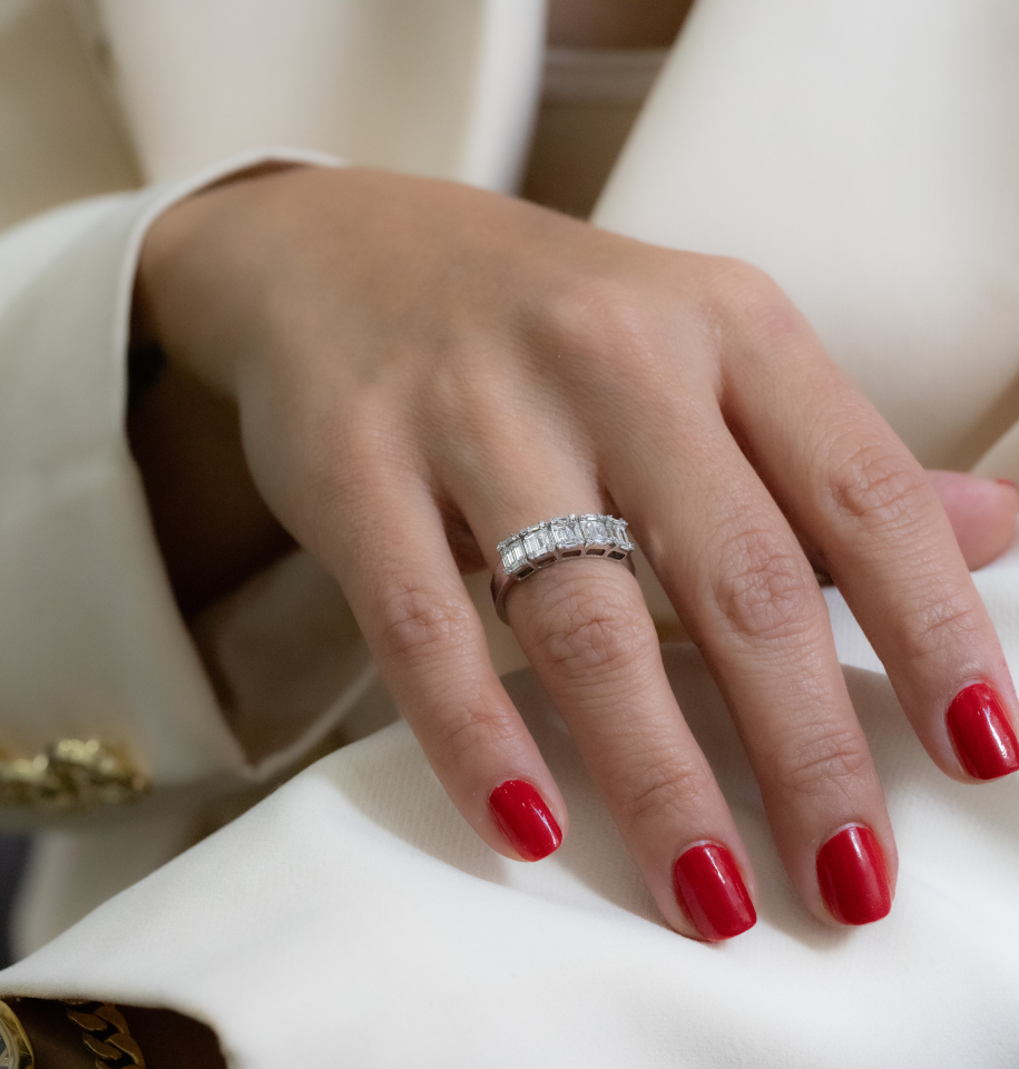 0.89 KARAT TASARIM PIRLANTA YÜZÜK