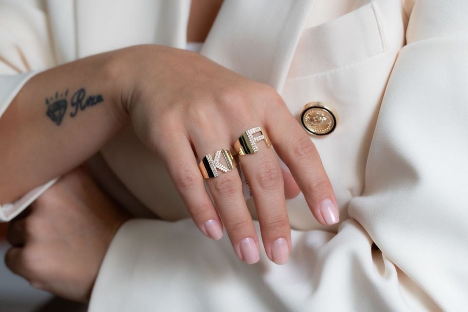 F HARF ALTIN YÜZÜK