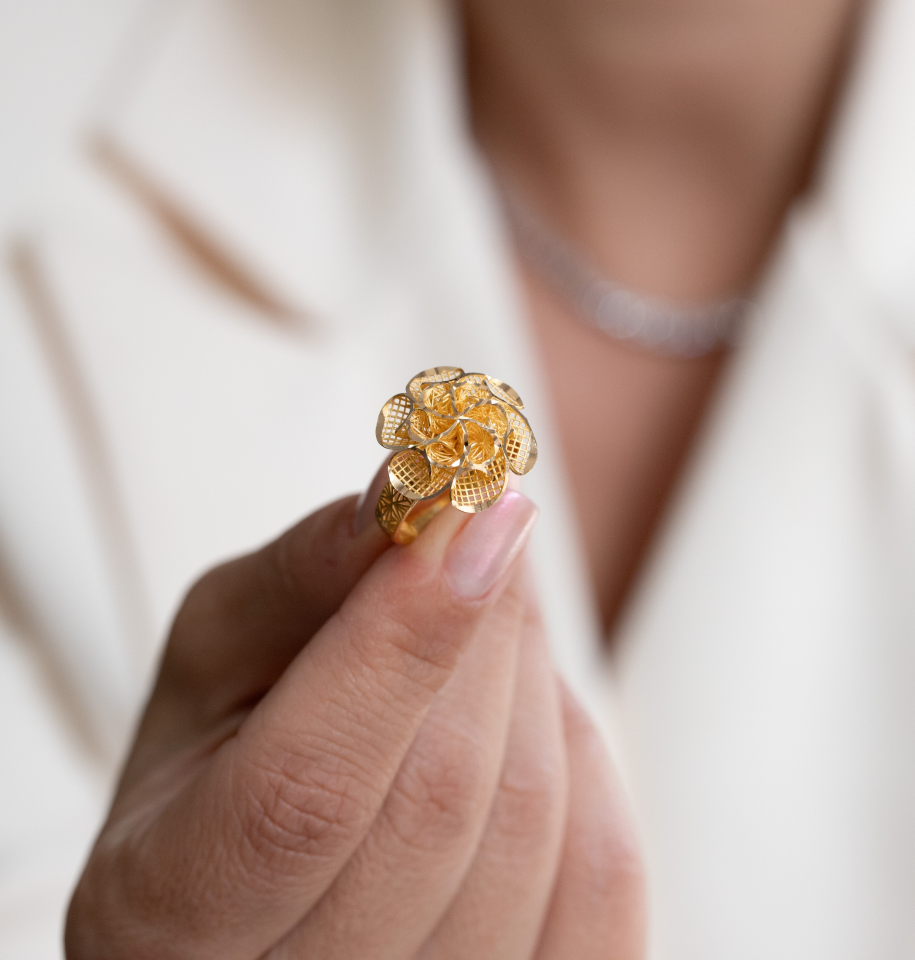 GÜL FANTEZİ ALTIN YÜZÜK