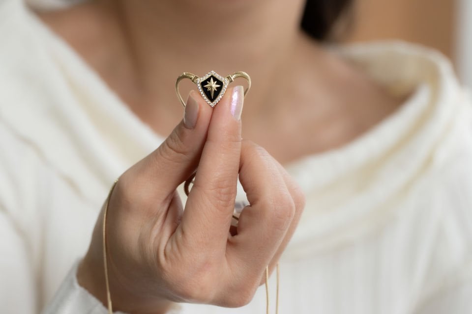 BLACK SİRİUS ALTIN KOLYE