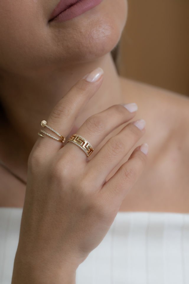 TAŞLI ÇİVİ ALTIN YÜZÜK