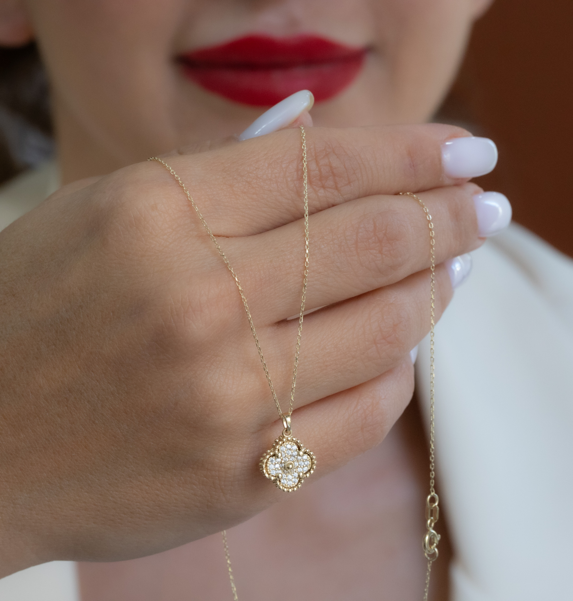 DÖRT YAPRAKLI YONCA VİNTAGE ALTIN KOLYE