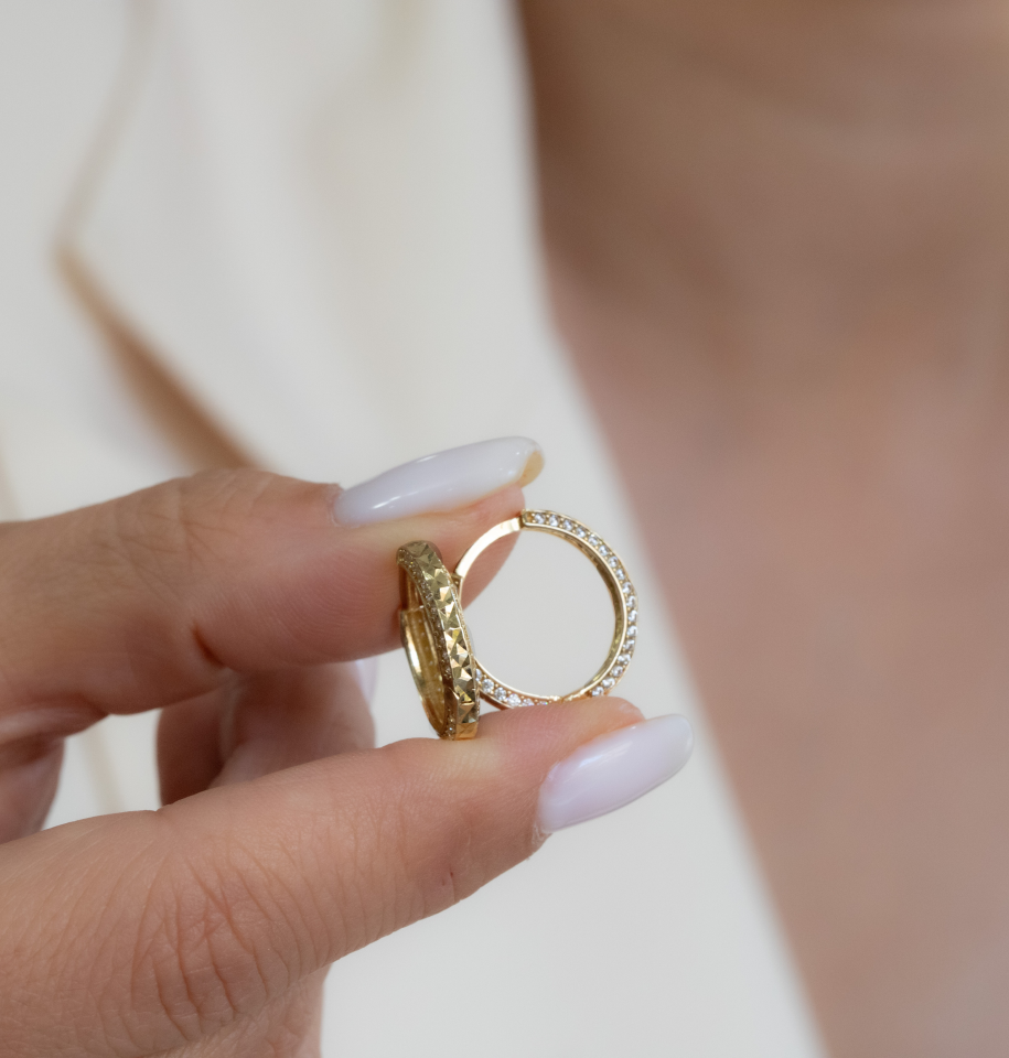 YALDIZLI ALTIN KÜPE