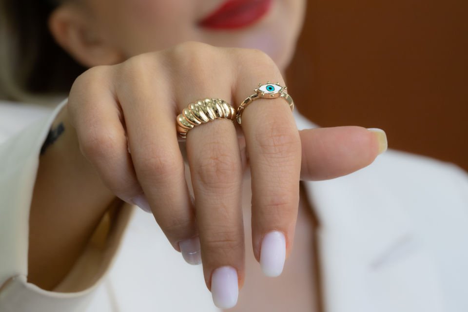 MİNİMAL GÖZ ALTIN YÜZÜK