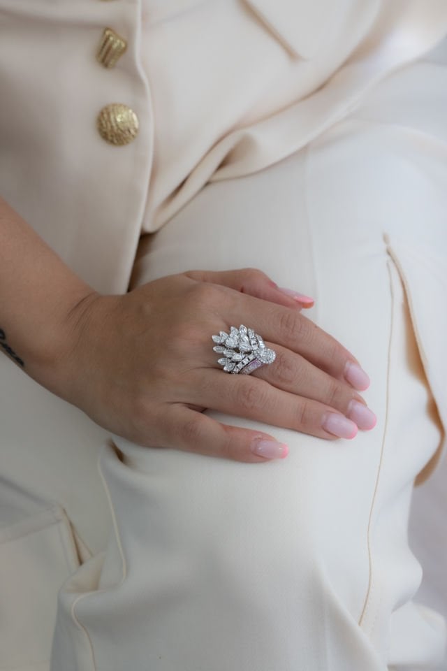 2.33 KARAT TANRIÇA TASARIM PIRLANTA YÜZÜK