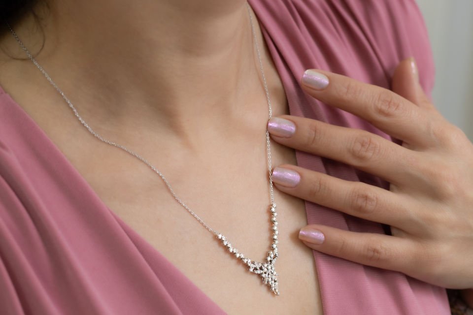 1.24 KARAT TASARIM PIRLANTA KOLYE