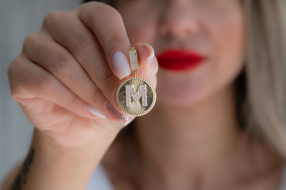 M HARF ALTIN KOLYE UCU