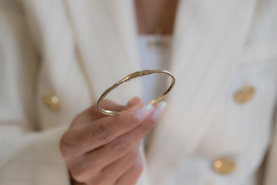 UNISEX MİNİMAL ALTIN KELEPÇE