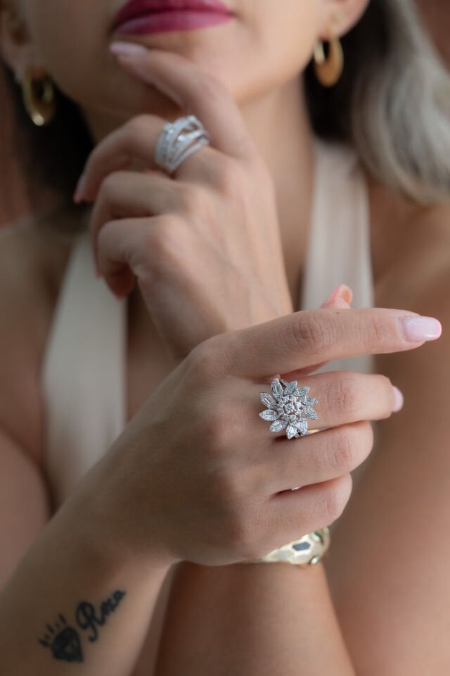 1.78 KARAT TASARIM PIRLANTA YÜZÜK