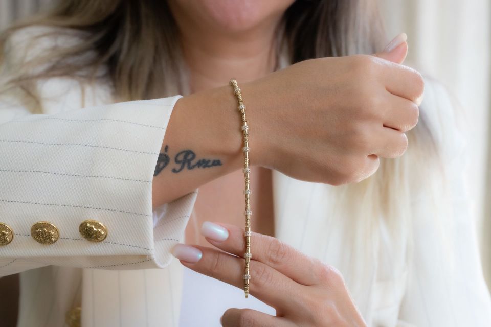 SİRİ ALTIN BİLEKLİK