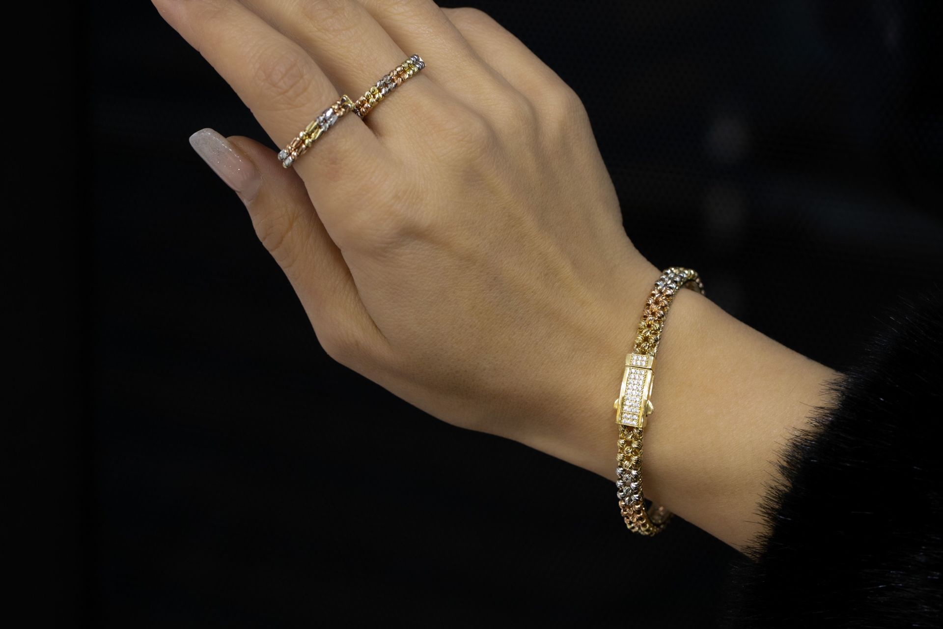 MONALİSA KELEPÇE BİLEZİK