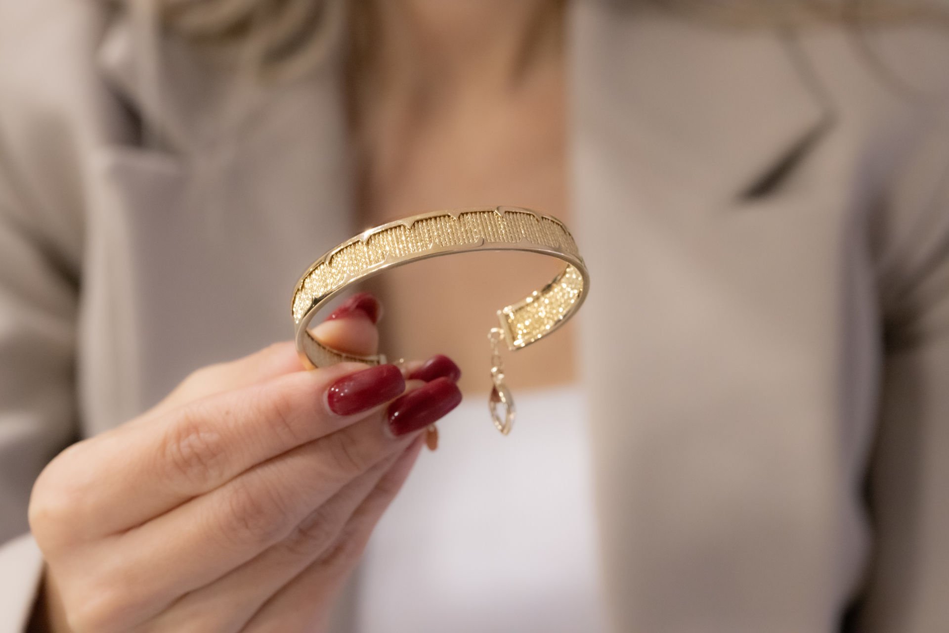 HEDERA ALTIN KELEPÇE