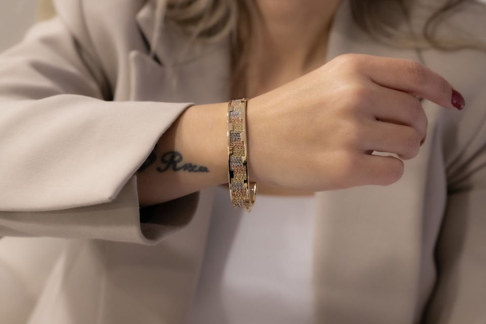 FLORA ALTIN KELEPÇE