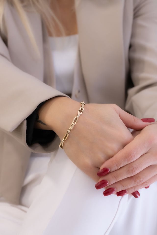 LUNA TAŞLI ALTIN BİLEKLİK