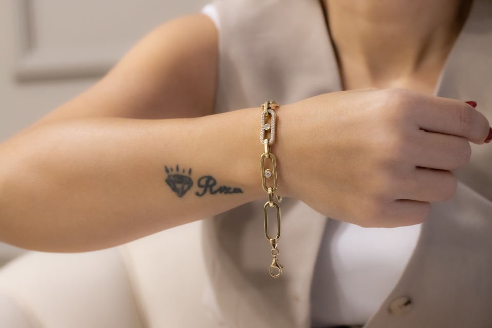 TREND TAŞLI ALTIN BİLEKLİK