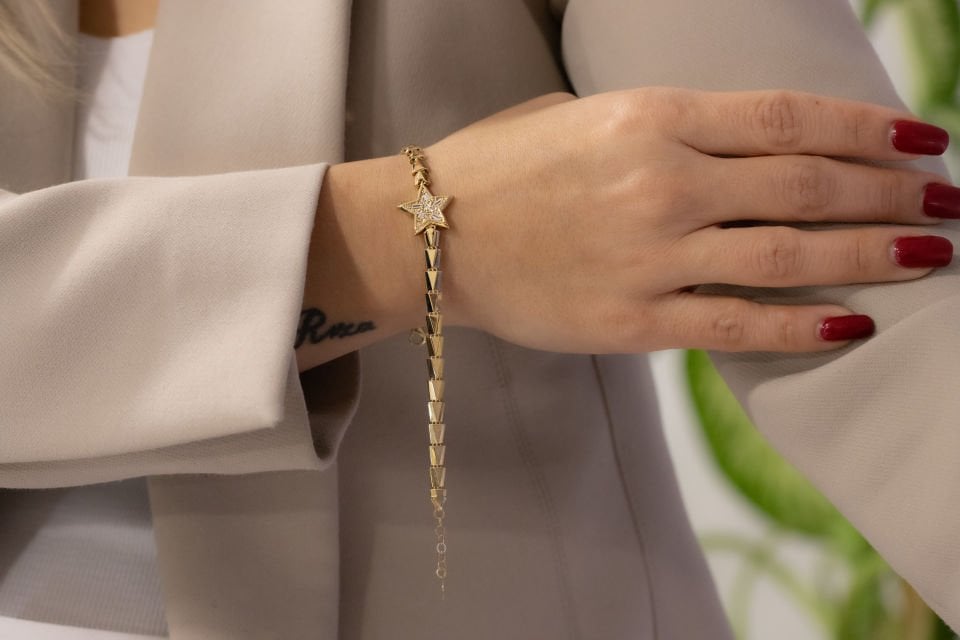 TAŞLI YILDIZ ALTIN BİLEKLİK