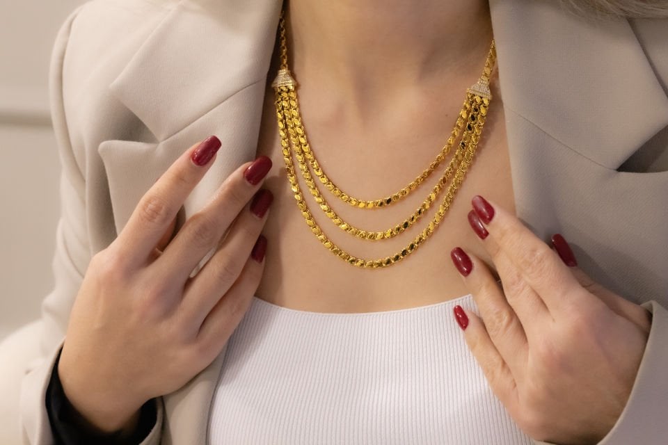 PULLU 3 KAT ALTIN KOLYE