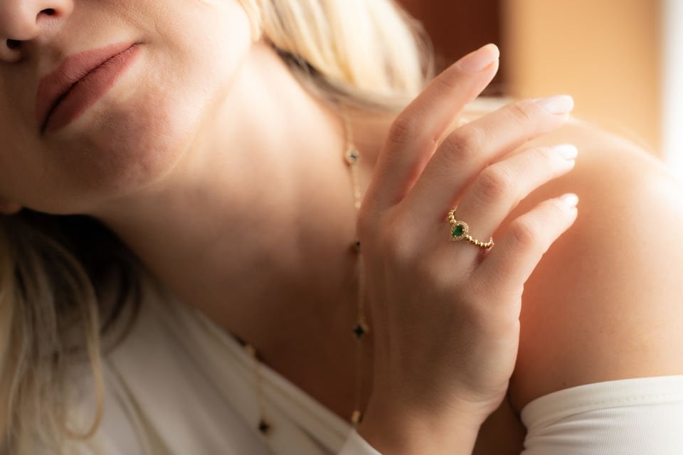 RENKLİ TAŞLI VİNTAGE ALTIN YÜZÜK