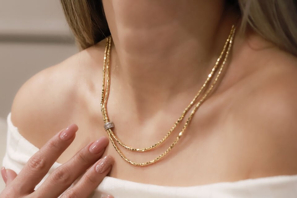 TAŞLI  DORİKA ALTIN GERDANLIK