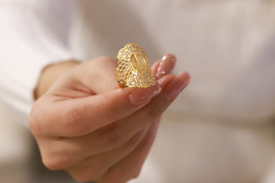 İŞLEMELİ FANTEZİ ALTIN YÜZÜK