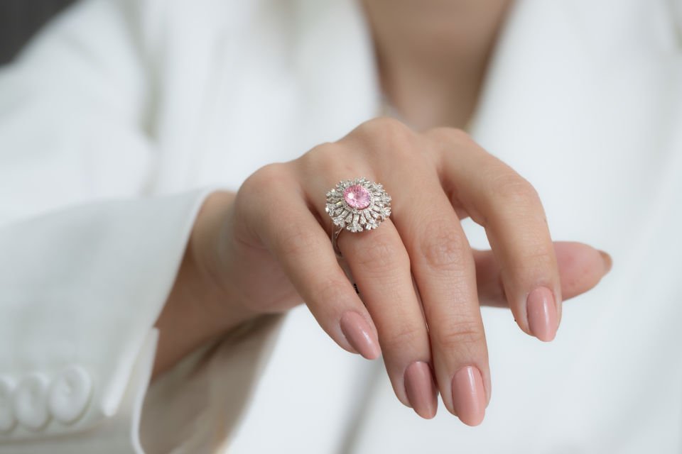 4.14 KARAT TASARIM PIRLANTA YÜZÜK