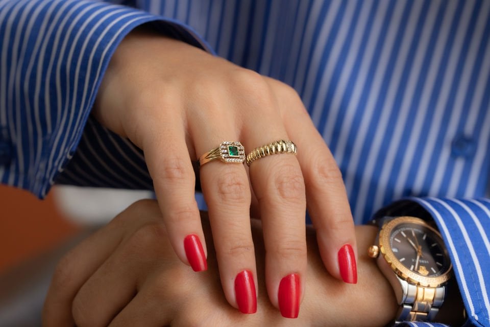 TAŞLI MİNİMAL ALTIN YÜZÜK