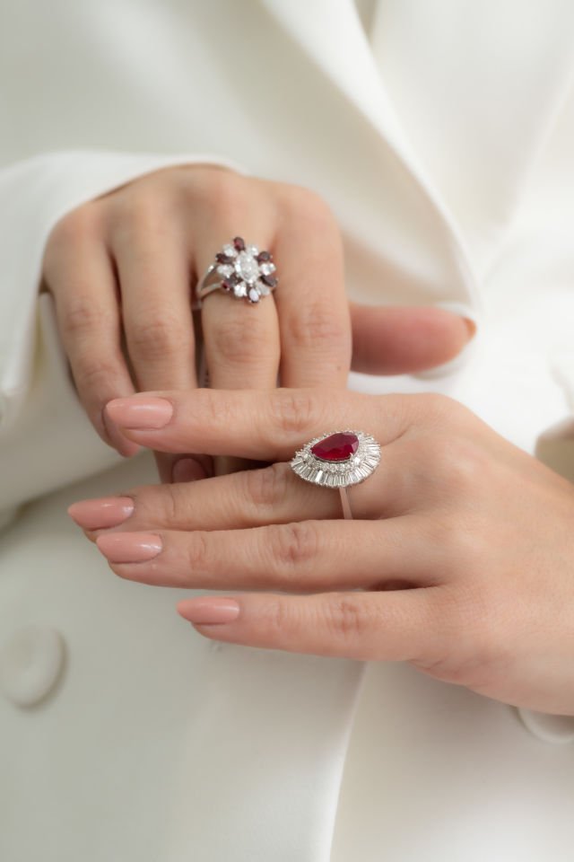 2.13 KARAT TASARIM PIRLANTA YÜZÜK