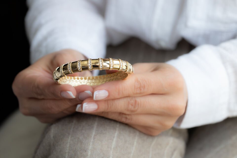 TASARIM TAŞLI KELEPÇE BİLEZİK