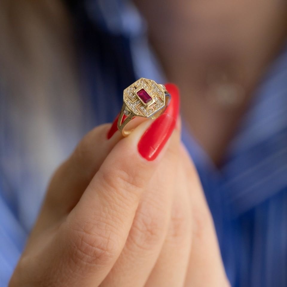 YAKUT TAŞLI ALTIN YÜZÜK