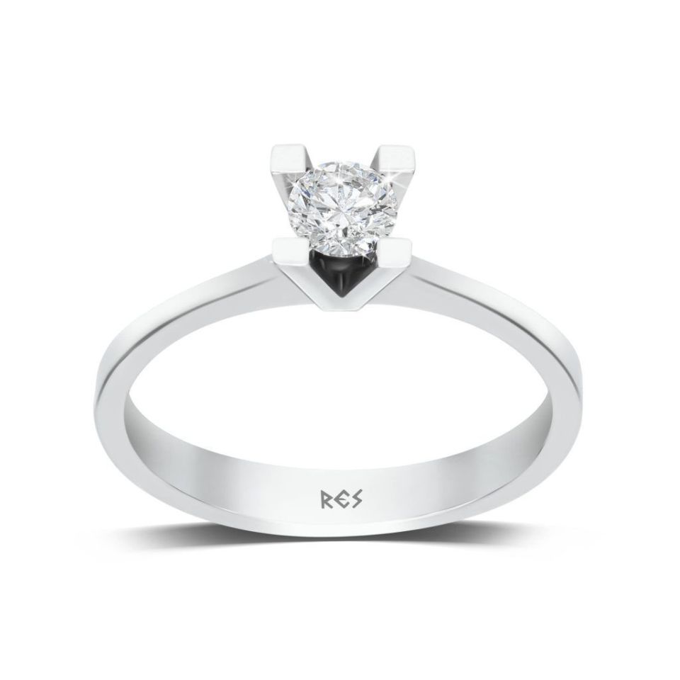 0.15 KARAT PIRLANTA TEKTAŞ YÜZÜK