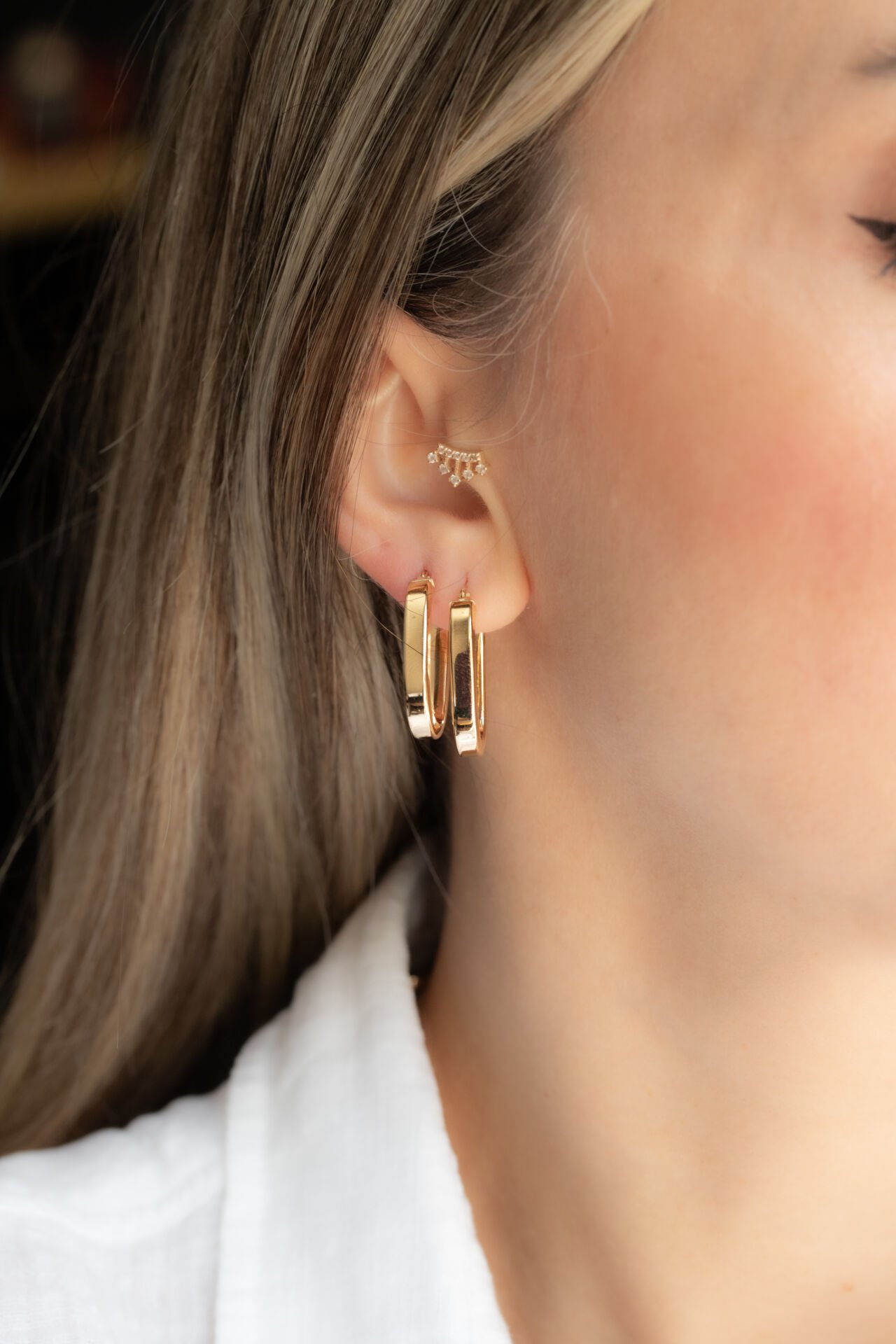 OVAL HALKA ALTIN KÜPE