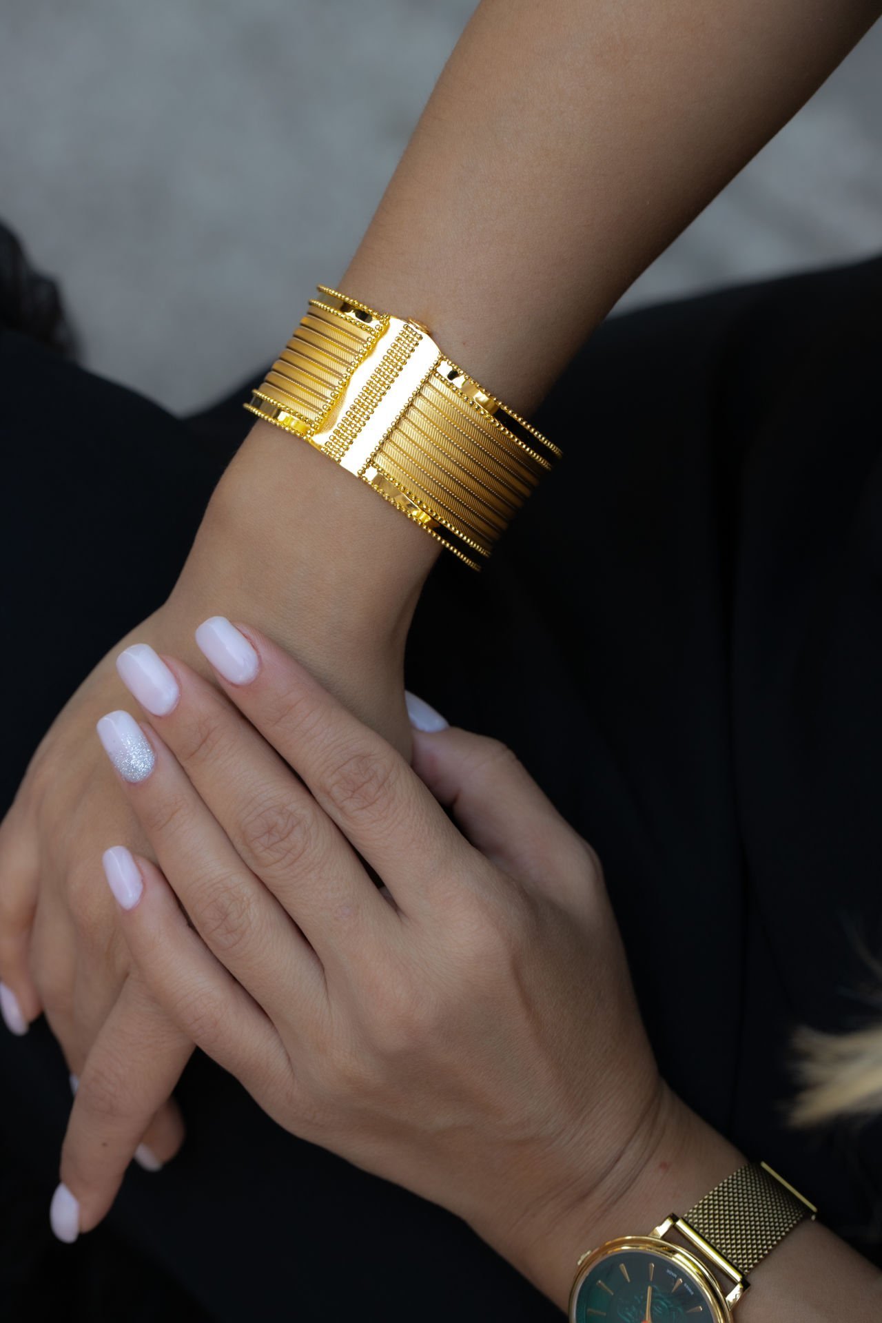 FANTEZİ  ALTIN KELEPÇE