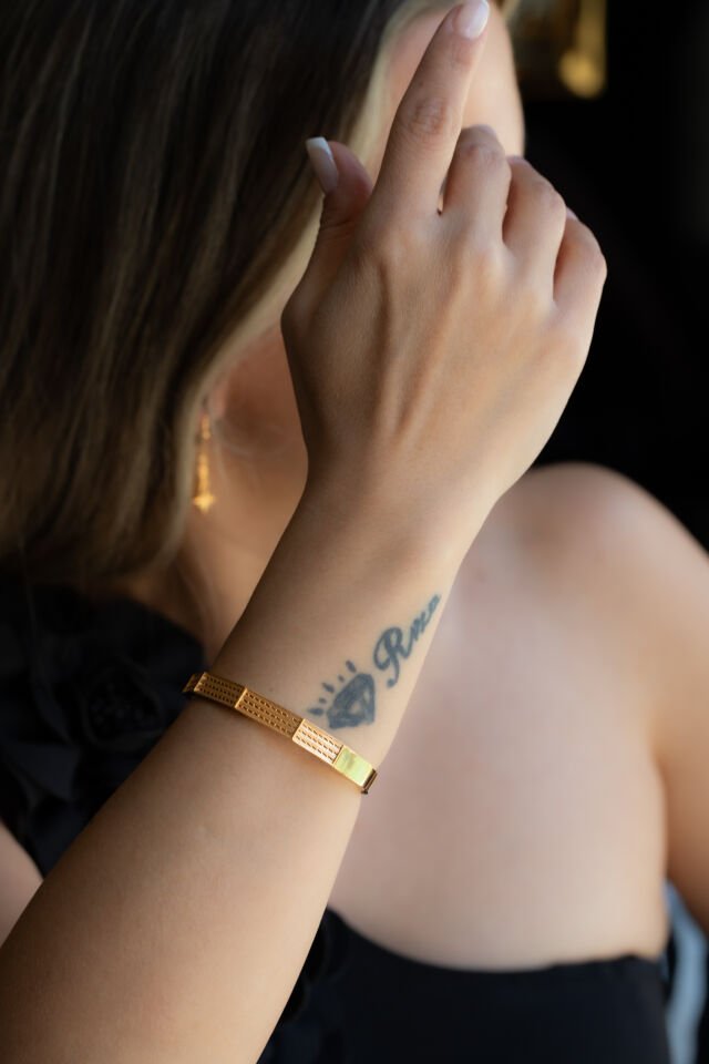 HOLLY ALTIN KELEPÇE BİLEZİK