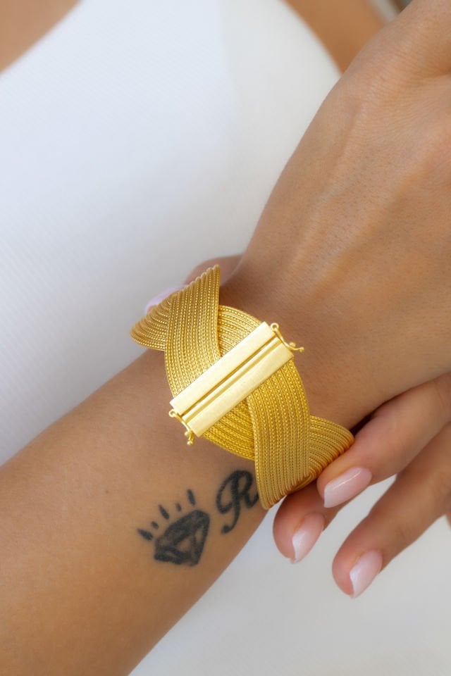 SADE ÖRGÜ KELEPÇE