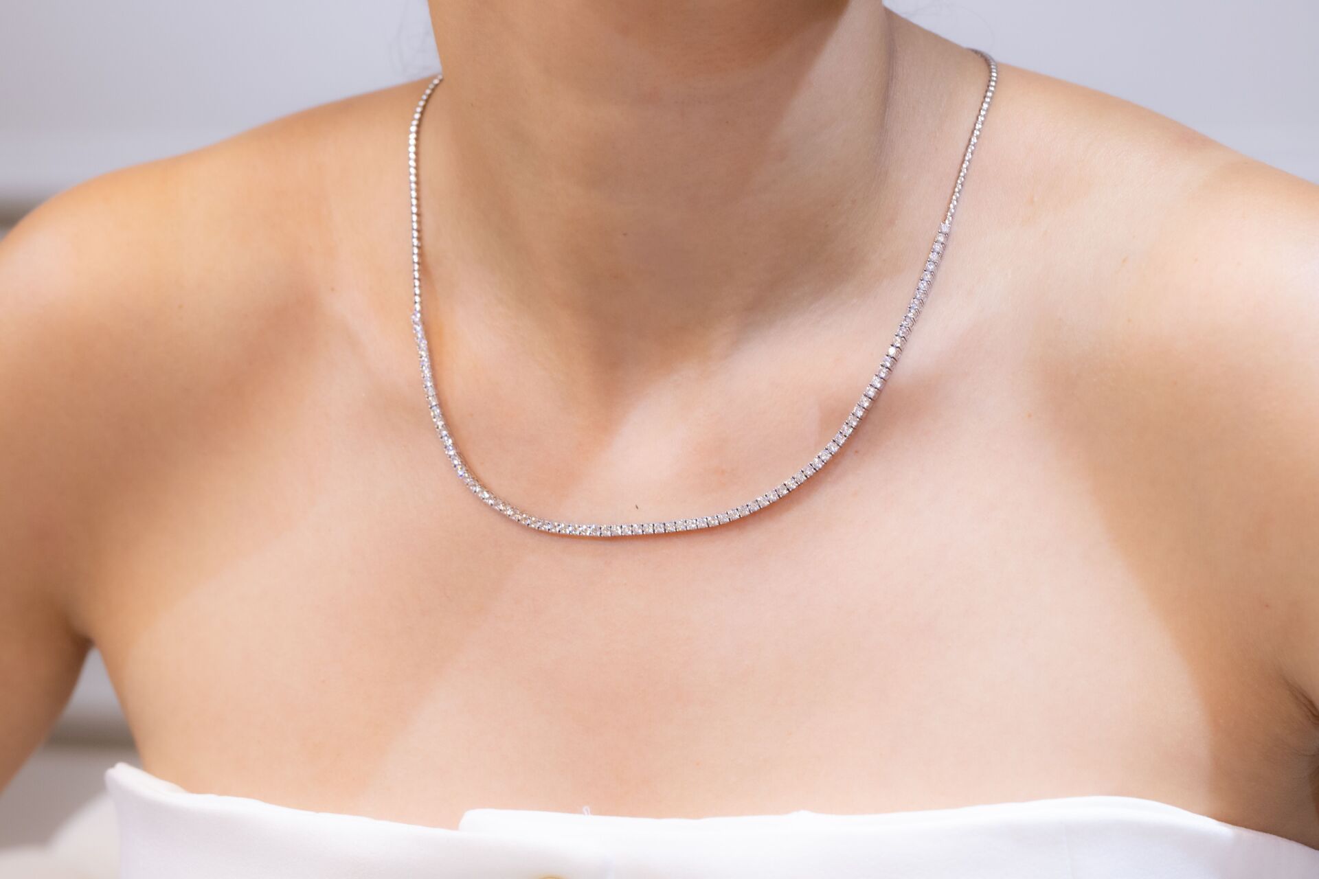 SU YOLU YARIM TUR GERDANLIK