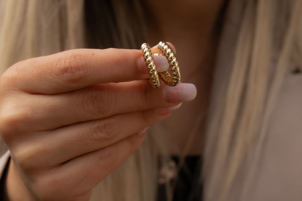 HALKA İSTİRİDYE ALTIN KÜPE