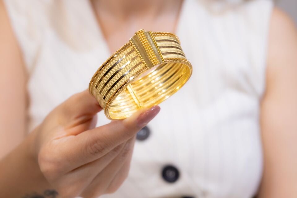 ÇAYELİ ALTIN KELEPÇE