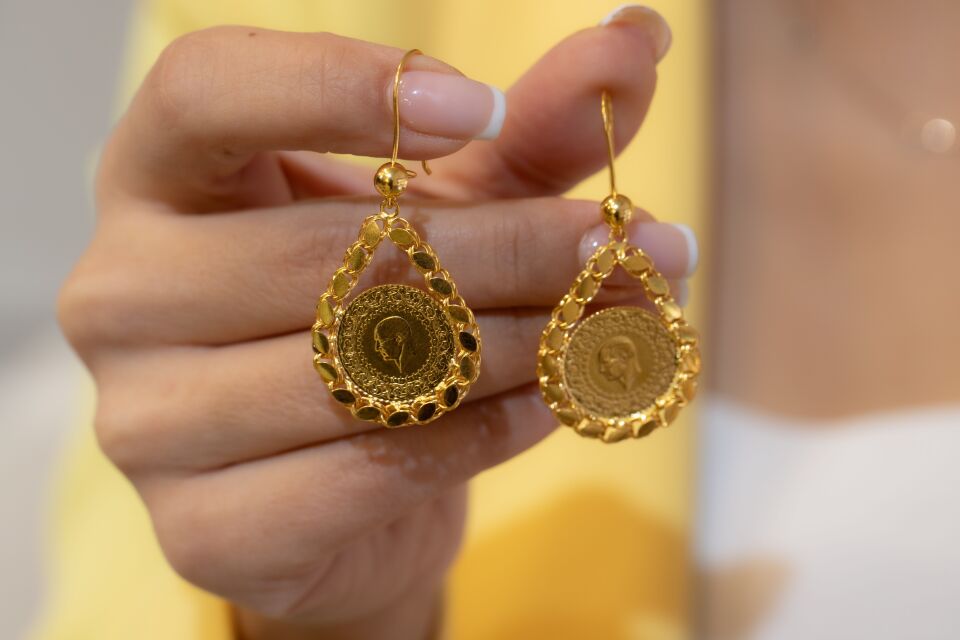 HALAT ÇEYREKLİ KÜPE