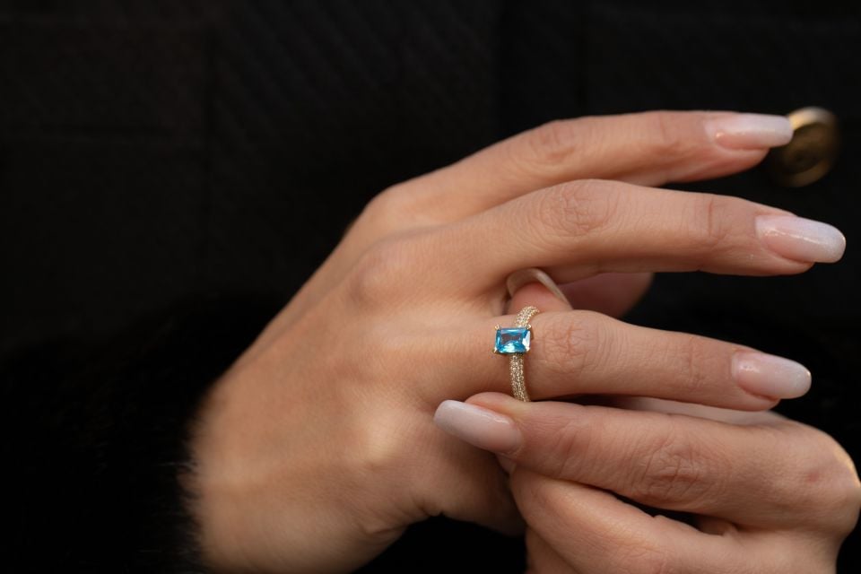 MAVİ TAŞLI YÜZÜK