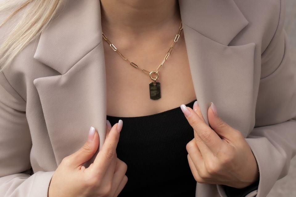 DİKDÖRTGEN PLAKA ALTIN KOLYE UCU