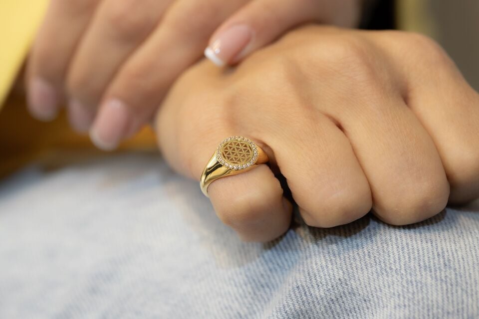 YAŞAM ÇİÇEĞİ ALTIN YÜZÜK