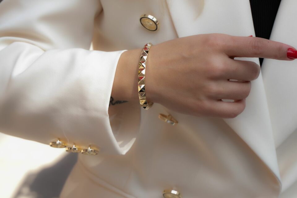 ZİKZAK ALTIN KELEPÇE BİLEZİK