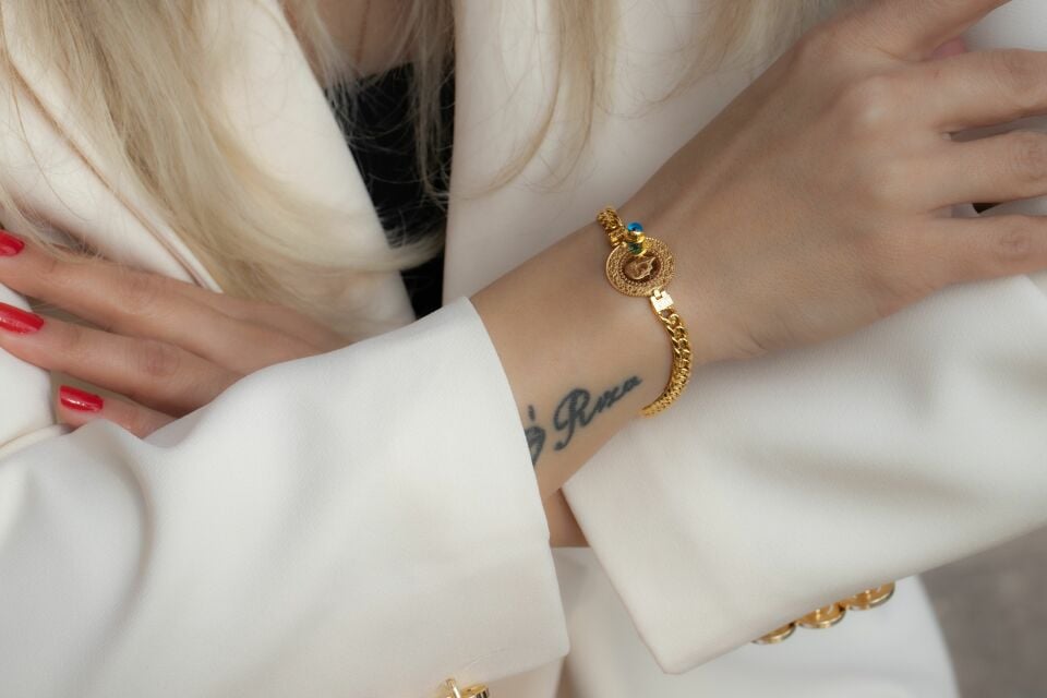 ÇEYREK ALTINLI BİLEKLİK