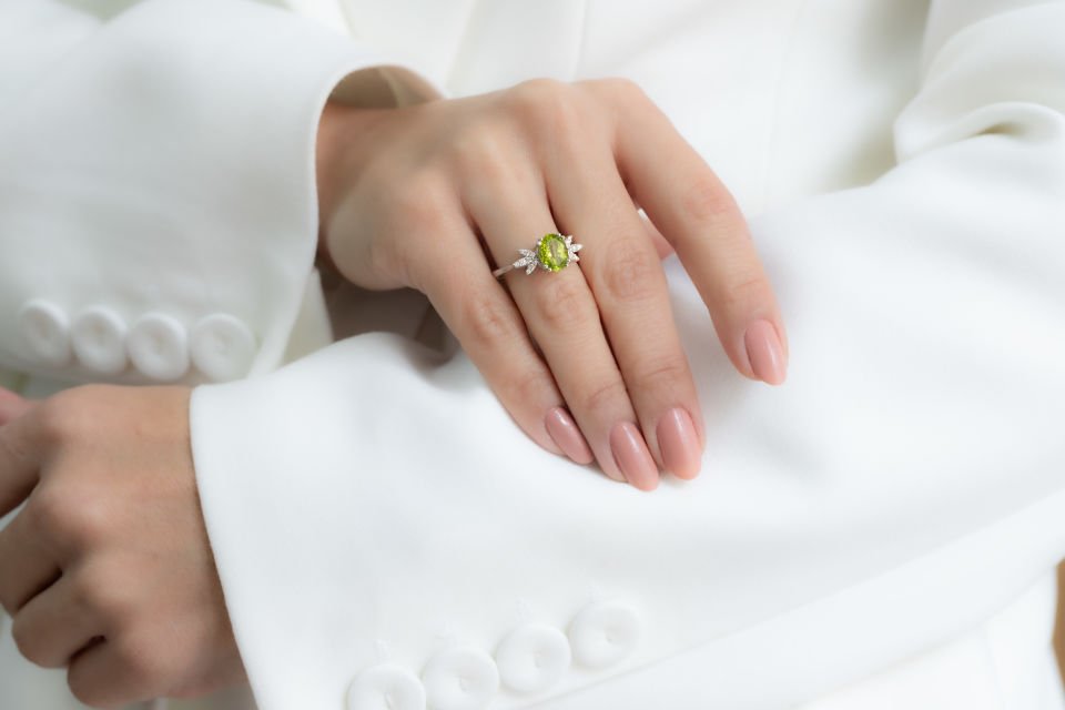 2.17 KARAT TASARIM PIRLANTA YÜZÜK