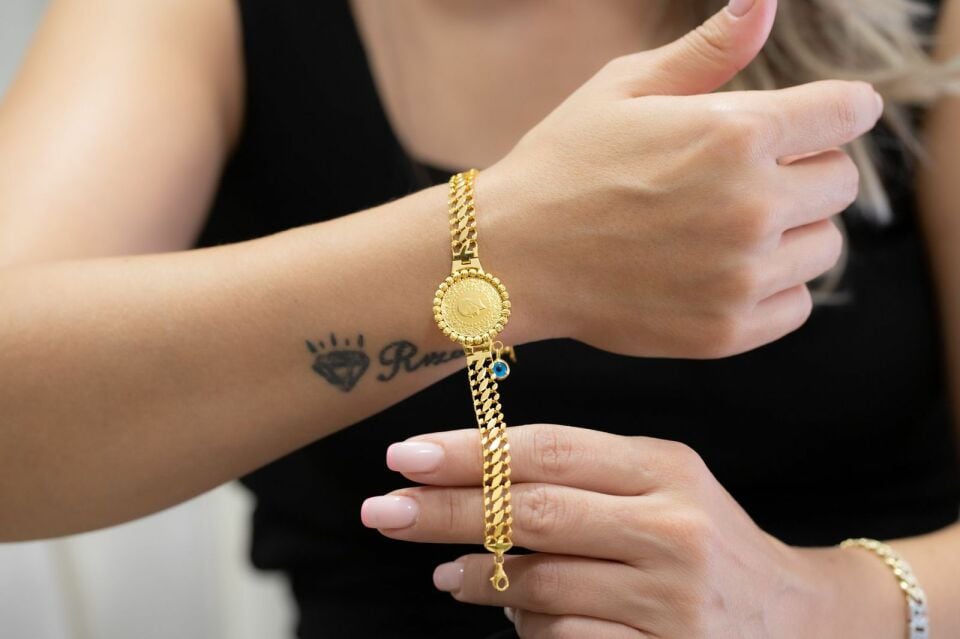 ÇEYREK ALTINLI BİLEKLİK