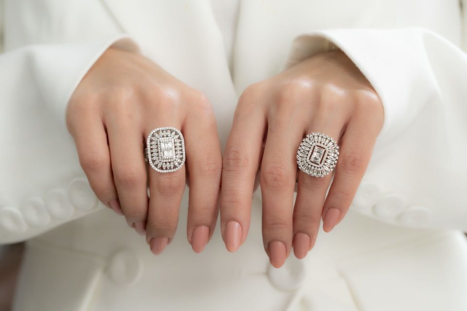 1.42 KARAT TASARIM PIRLANTA YÜZÜK