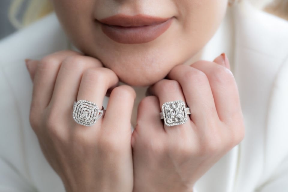 0.95 KARAT BAGET PIRLANTA YÜZÜK