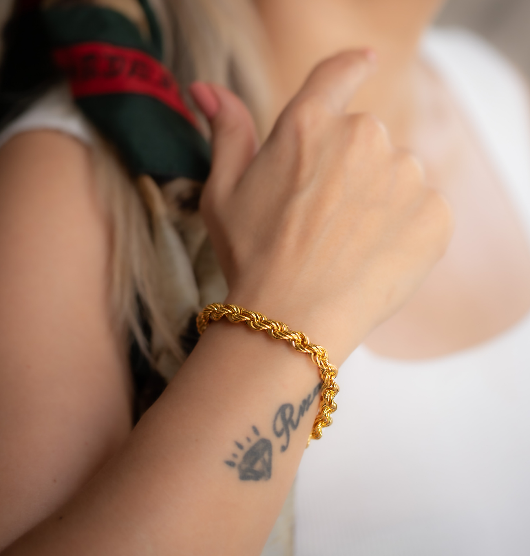 KALIN BURGU ALTIN BİLEKLİK